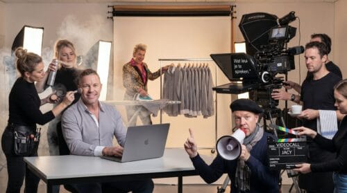 Jacy Toetenel klaar voor een videocall strategiegesprek